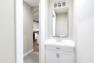 237 Grand River Circle, Jackson, MI 49201 - Photo 11