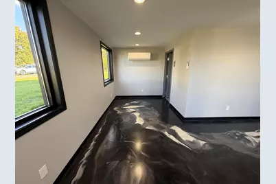 256 N 30th Street, Springfield, MI 49037 - Photo 11