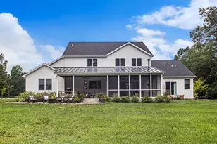 68575 W Banks Dr, Edwardsburg, MI 49112 - Photo 7