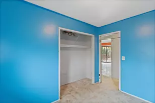 12111 Inkster Rd Rd, Livonia, MI 48150 - Photo 11