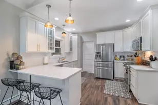 7811 N 39th St, Augusta, MI 49012 - Photo 3