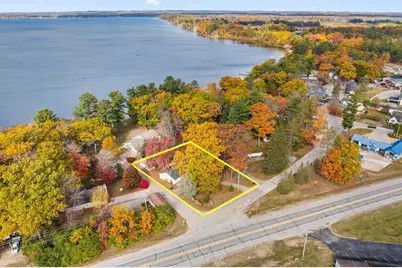 396 Davenport Lane, Cadillac, MI 49601 - Photo 3