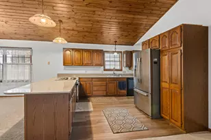 396 Davenport Ln, Cadillac, MI 49601 - Photo 11