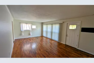 1056 Elmwood Street, Plainwell, MI 49080 - Photo 7