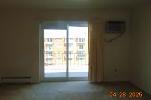 2915 W 13 Mile Rd, Royal Oak, MI 48073 - Photo 19