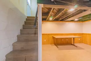 215 S Fruitport Rd, Spring Lake, MI 49456 - Photo 11