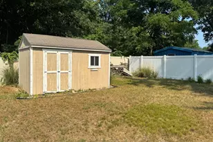 215 S Fruitport Rd, Spring Lake, MI 49456 - Photo 15