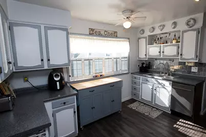 431 Madison Street, Jackson, MI 49202 - Photo 13