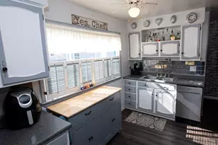 431 Madison St, Jackson, MI 49202 - Photo 15