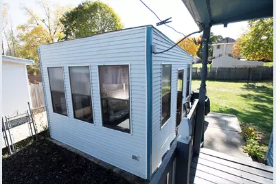 431 Madison Street, Jackson, MI 49202 - Photo 31