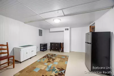 3864 Wyoming Avenue SW, Wyoming, MI 49519 - Photo 21