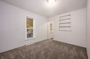 421 Hilbert St, Kalamazoo, MI 49007 - Photo 11