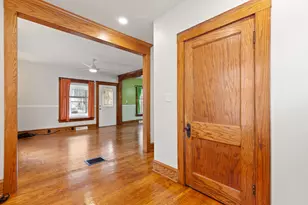 738 W Franklin St, Jackson, MI 49201 - Photo 11