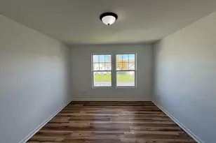 3155 Edling Dr, Kalamazoo, MI 49004 - Photo 17