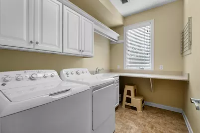 8459 Grapevine Circle, Mattawan, MI 49071 - Photo 11