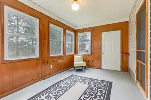 109 Cadgewith E, Lansing, MI 48906 - Photo 19