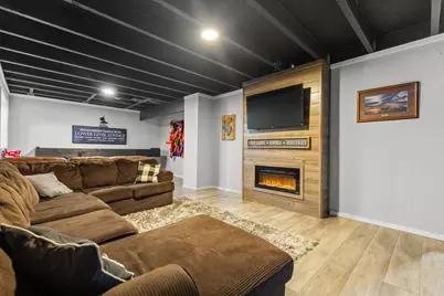 17600 Peach Ridge Avenue NW, Kent City, MI 49330 - Photo 31