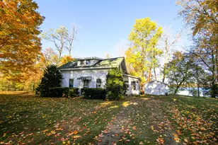 303 Spring St, Constantine, MI 49042 - Photo 3