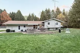 4327 Pier Rd, Benton Harbor, MI 49022 - Photo 1