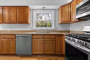 3620 Charter Pl, Ann Arbor, MI 48105 - Photo 9