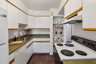 1925 Sheffield Dr, Ypsilanti, MI 48198 - Photo 17