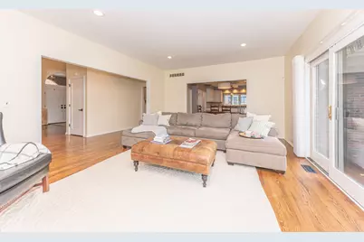 50045 Standish Court, Plymouth, MI 48170 - Photo 13