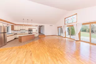 2225 Chaucer Ct, Ann Arbor, MI 48103 - Photo 7