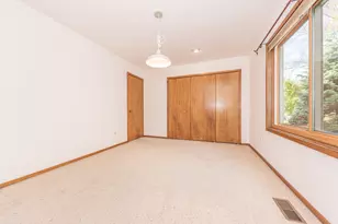 2225 Chaucer Ct, Ann Arbor, MI 48103 - Photo 25