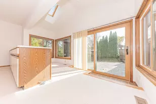 2225 Chaucer Ct, Ann Arbor, MI 48103 - Photo 17