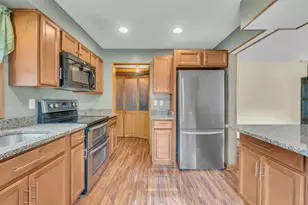 2422 Midday St, Jackson, MI 49203 - Photo 13