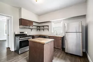 835 Bates St SE, Grand Rapids, MI 49506 - Photo 7