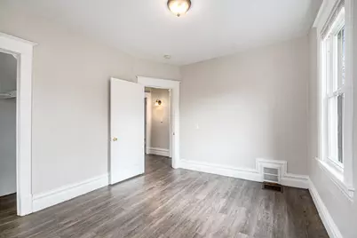 835 Bates Street SE, Grand Rapids, MI 49506 - Photo 17