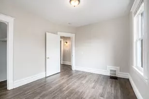 835 Bates St SE, Grand Rapids, MI 49506 - Photo 17