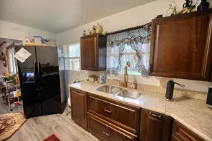 707 Platt St, Niles, MI 49120 - Photo 9