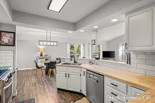 2317 Edington Dr SE, Grand Rapids, MI 49508 - Photo 13