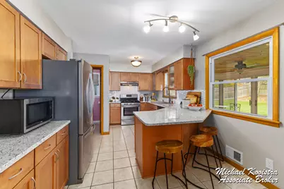 2236 Tecumseh Drive SE, Grand Rapids, MI 49506 - Photo 9