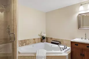 1395 Antietam Ave, Detroit, MI 48207 - Photo 23