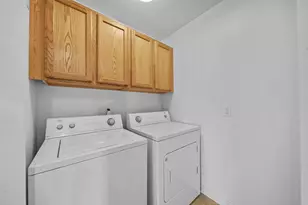 759 W Barrington Cir, Jackson, MI 49203 - Photo 13