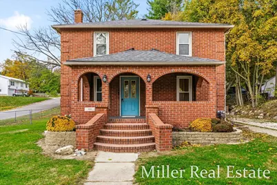 303 E Colfax Street, Hastings, MI 49058 - Photo 3