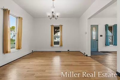303 E Colfax Street, Hastings, MI 49058 - Photo 11