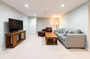 49433 N Glacier, Northville, MI 48168 - Photo 41