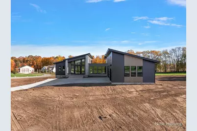 312 Ottogan Hills Court, Jamestown, MI 49323 - Photo 3