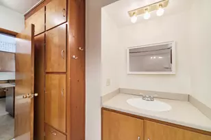 177 8th St, Manistee, MI 49660 - Photo 23