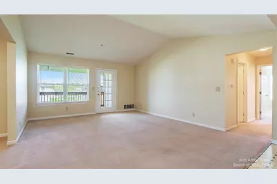 1328 Heatherwood Lane, Ann Arbor, MI 48108 - Photo 7