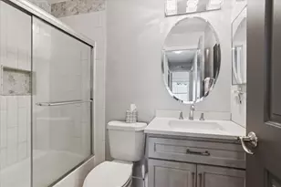 23675 Stonehenge Blvd, Novi, MI 48375 - Photo 29