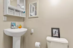 401 W 3rd St, Buchanan, MI 49107 - Photo 7