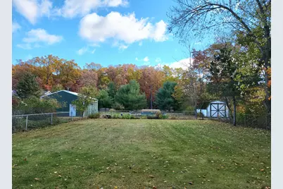 586 Terry Street, Muskegon, MI 49442 - Photo 21