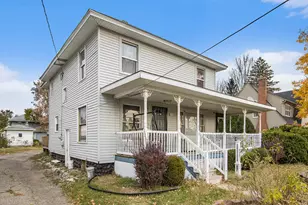 116 W Territorial Road W, Battle Creek, MI 49015 - Photo 1