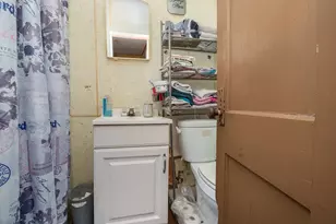 955 Colfax Ave, Benton Harbor, MI 49022 - Photo 11