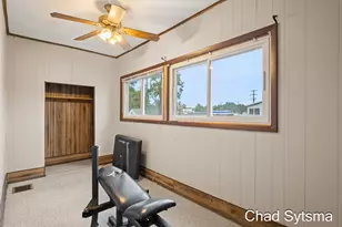 1044 Van Buren Ave NW, Grand Rapids, MI 49504 - Photo 23